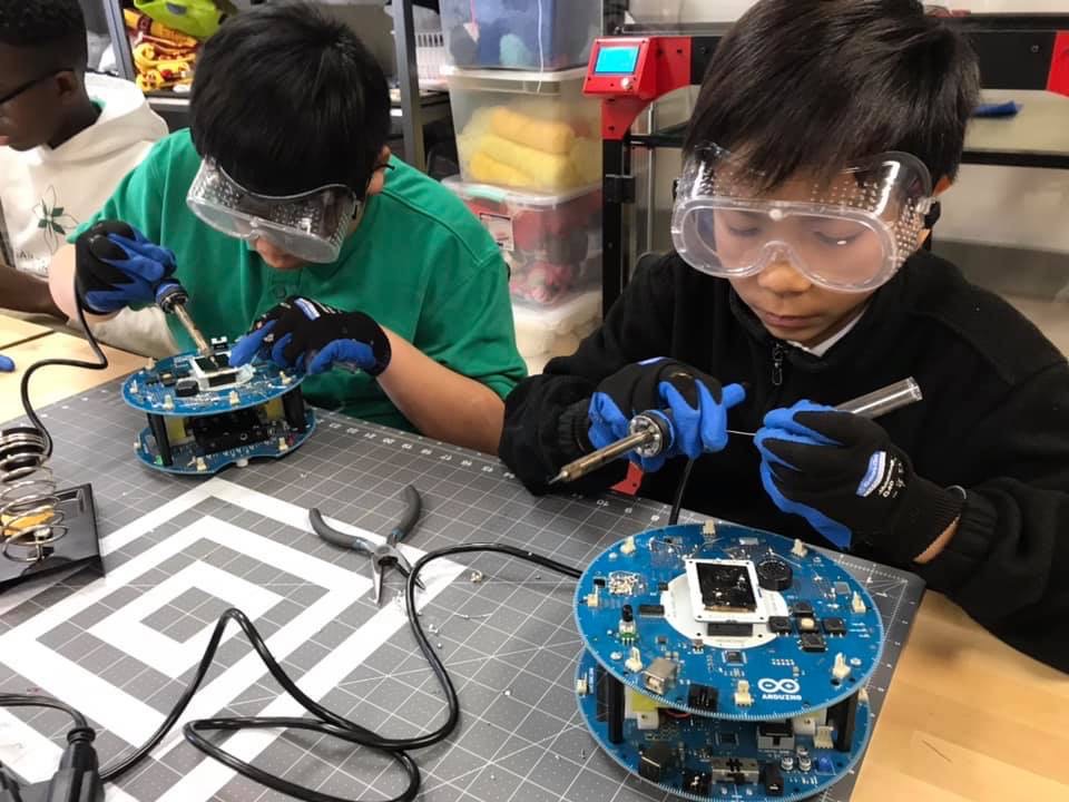 Discover the Difference What to Look for in a STEM School